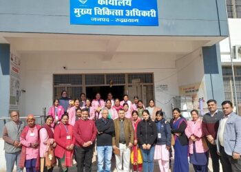 पांच दिवसीय भ्रमण में सर्वश्रेष्ठ आशा व आशा फेसिलिटेटर शामिल..