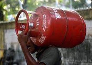 आज गैस सिलेंडर 255 हुआ सस्ता, पढ़िए पूरी खबर..