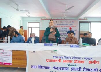 विधायक केदारनाथ ने किया लाभार्थियों के साथ संवाद..