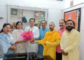 श्रीराम गौधाम सेवा समिति ने मेयर से की मुलाकात, गौ रथ यात्रा के लिए दिया न्योता..