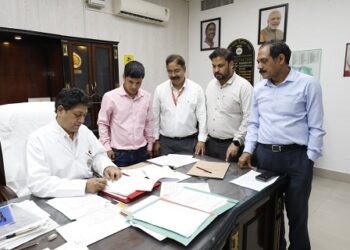 एम्स ऋषिकेश और देवभूमि समिति के बीच मरीज को ऑक्सीजन की पूर्ति कराने की बाबत हुआ करार..