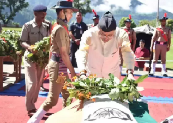 चमोली दुर्घटना में हताहत होमगार्ड जवानों को सीएम धामी ने दी श्रद्धांजलि..