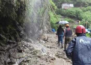 गौरीकुंड में भारी भूस्खलन से 13 लोगों की लापता होने की सूचना..