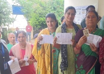 बागेश्वर उपचुनाव में मतदान जारी..