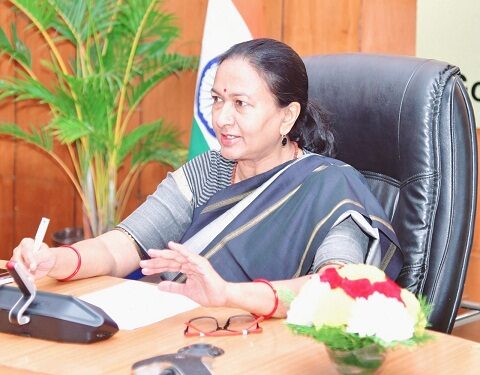 राधा रतूड़ी ने दिए अधिकारियों को अन्तर्विभागीय समन्वय पर विशेष ध्यान देने के निर्देश..