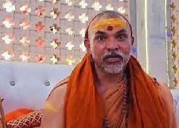 गंगा पूजन के साथ स्वामी अविमुक्तेश्वरानंद ने शुरू की शीतकालीन चारधाम यात्रा..