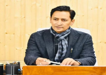 फिर चर्चा में आए कुमाऊं कमिश्नर, ऐसे जीता सबका दिल..