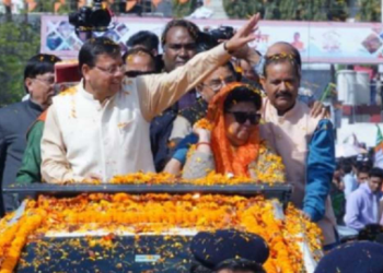 सीएम धामी ने भव्य रोड शो में दिखाया दमखम, अधिकारियों को बांटे नियुक्ति पत्र..