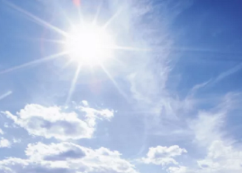 इस गर्मी सीजन में पहली बार 37 डिग्री पहुंचा तापमान, ऐसा रहेगा कल मौसम..