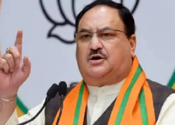 हरिद्वार में नड्डा का रोड शो, संतों का लिया आशीर्वाद..