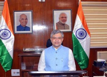 बजट पेश होने के बाद रेल मंत्री अश्विनी वैष्णव का बड़ा ऐलान, पढ़िए पूरी खबर..