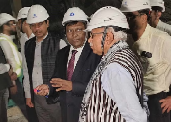 केंद्रीय ऊर्जा मंत्री खट्टर ने किया टिहरी बांध का निरीक्षण..