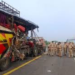 उन्नाव में दर्दनाक हादसा- डबल डेकर बस टैंकर से टकराई, सड़क पर लगा लाशों का ढेर, 18 की मौत..