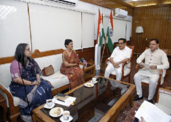 सीएम धामी ने की केन्द्रीय जल शक्ति मंत्री से भेंट..