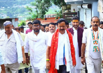 राहुल गांधी की अपील के बाद कांग्रेस ने की केदारनाथ बचाओ यात्रा स्थगित..