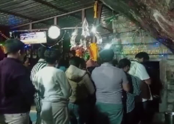 पंच केदारों में एक कल्पेश्वर धाम में श्रद्धालुओं का लगा जमावड़ा..