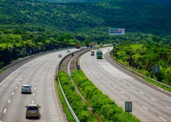 दिल्ली-देहरादून एक्सप्रेसवे: एलिवेटेड रोड के लिए इंतजार बढ़ा, मार्च-अप्रैल में खुलने की संभावना..