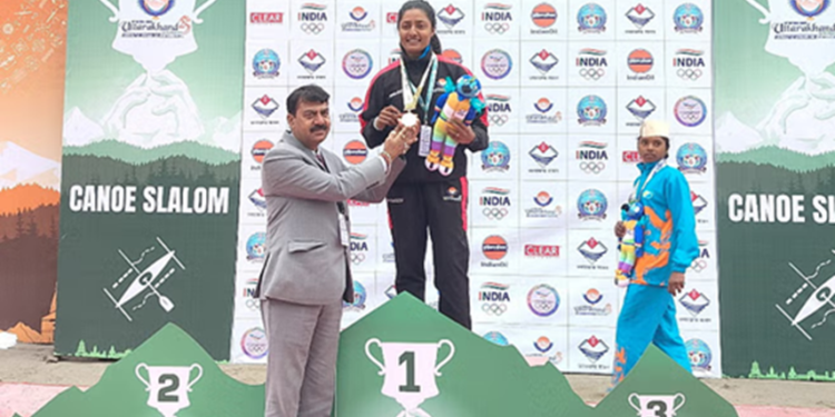 नेशनल गेम्स- कयाकिंग प्रतियोगिता में उत्तराखंड की रीना ने किया गोल्ड पर कब्जा..