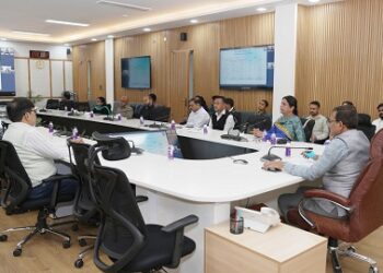 अपर मुख्य सचिव ने जल संरक्षण अभियान: कैच द रेन – 2025 की समीक्षा बैठक ली..