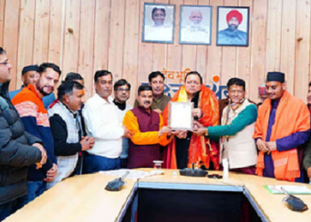 धार्मिक मामलों को पर्यटन विभाग के अधीन नहीं लाएं, चारधाम तीर्थ पुरोहित महापंचायत ने जताई आपत्ति..