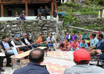 हाईलेवल कमेटी ने धराली में किया निरीक्षण, आपदा पीड़ितों से मुलाकात कर दी मदद का भरोसा..