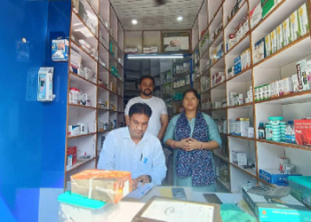 रुद्रप्रयाग में नकली दवाइयों पर सख्त कार्रवाई का संकेत, मेडिकल स्टोरों का औचक निरीक्षण..