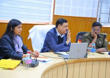 राज्य स्थापना दिवस की तैयारियों की समीक्षा के साथ आयुक्त ने दिए प्रचार प्रसार के निर्देश..