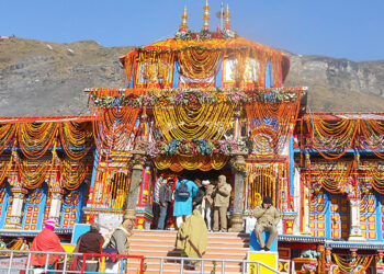 पंच पूजाओं के साथ बदरीनाथ धाम में शुरू हुआ कपाट बंद होने का पारंपरिक क्रम..