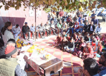 अल्मोड़ा में मंत्री रेखा आर्या का जन मिलन कार्यक्रम, गांवों में विकास की बरसी सौगातें..