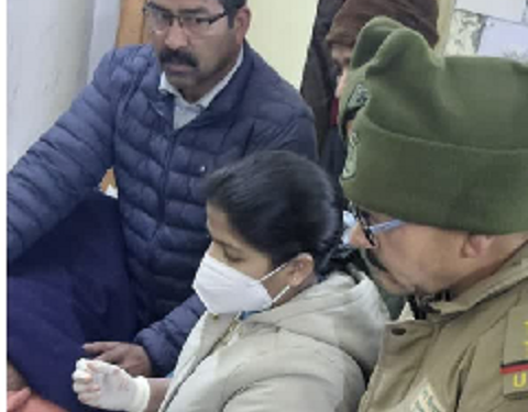 बड़कोट में भालू का आतंक, घायल महिला को बेहतर इलाज के लिए हायर सेंटर रेफर किया गया..