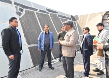 देहरादून से हरिद्वार तक सचिव आवास डॉ. आर. राजेश कुमार का औचक निरीक्षण..