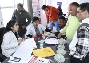 सीएम धामी के निर्देश पर हल्द्वानी मीडिया सेंटर में पत्रकारों हेतु लगाया गया निःशुल्क स्वास्थ्य शिविर..