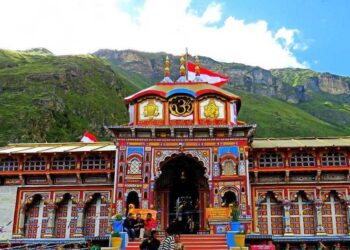 भक्ति और परंपरा का संगम: बदरीनाथ धाम में कल खुलेंगे कपाट, गूंजे ‘जय बदरीविशाल’ के जयकारे