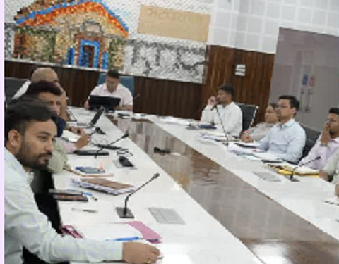 केदारनाथ समेत चारधाम मार्गों की कैरिंग कैपेसिटी पर चर्चा, मांगे गए सुझाव..