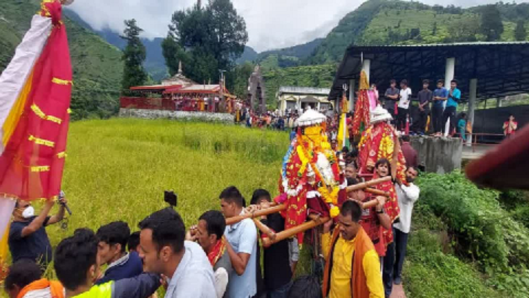 नंदा राजजात यात्रा में श्रद्धालुओं को मिलेगी बड़ी सुविधा, 842 सोलर लाइटों की योजना मंजूर..