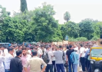 देहरादून में बेरोजगार युवाओं का सचिवालय कूच, जेई-एई भर्ती की मांग को लेकर जोरदार प्रदर्शन..