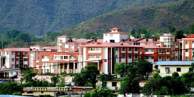 उत्तराखंड के HNB बेस अस्पताल ने हासिल किया NABH सर्टिफिकेशन..