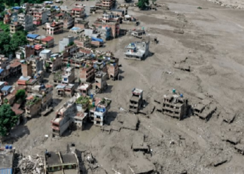 नेपाल-चीन सीमा पर बाढ़ ने मचाई तबाही, 165 की मौत से मचा हड़कंप..